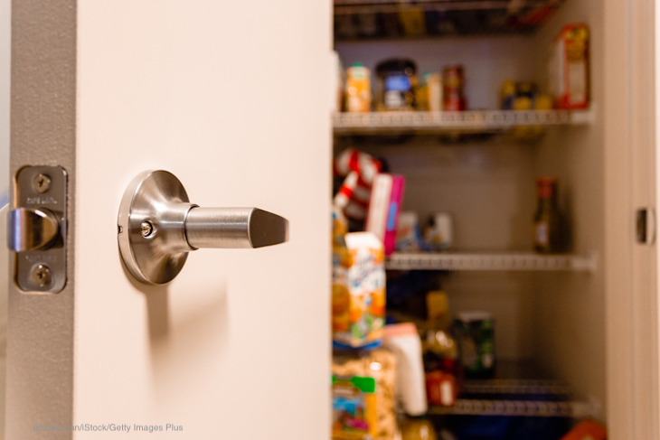 Checklist for Cleaning Your Pantry and Refrigerator From USDA